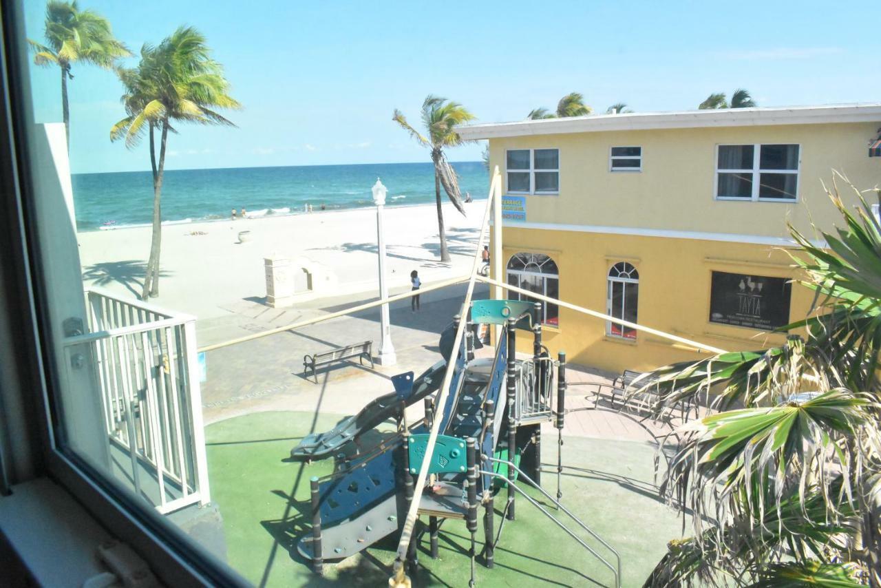 Golden Oceanfront Motel Hollywood